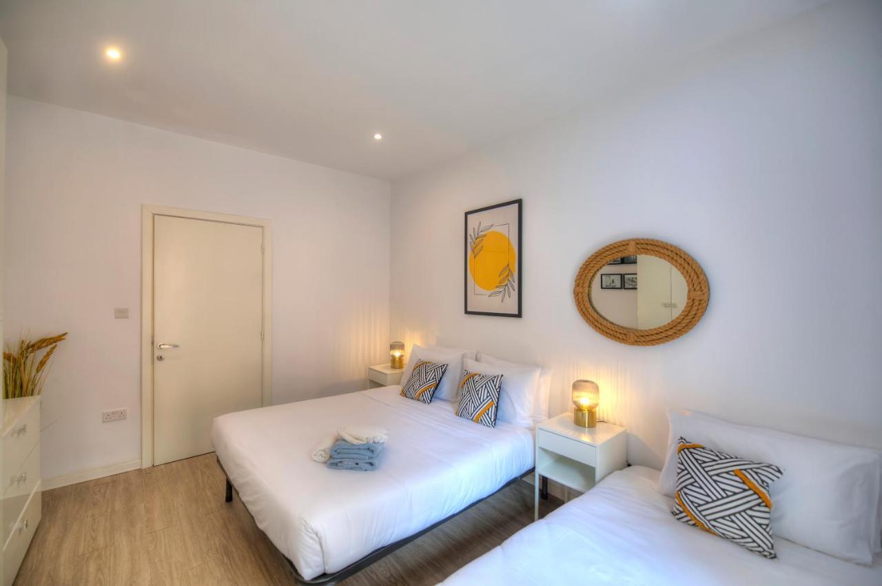 Spacious 4 Bedrooms With Sea View Balcony Goslm-3 سليمة المظهر الخارجي الصورة